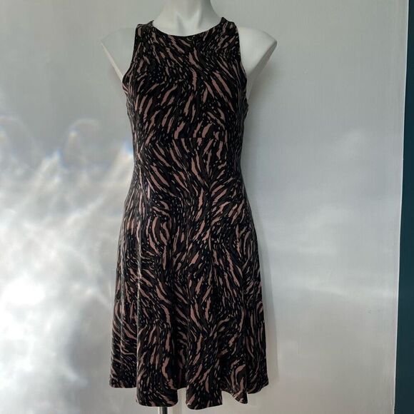 Athleta ABSTRACTION BLACK SLEEVELESS SANTORINI THERA DRESS - Picture 8 of 11